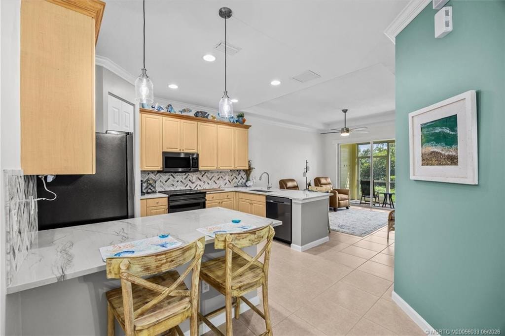 1004 Mariner Bay Boulevard, Fort Pierce, FL 34949 photo 15