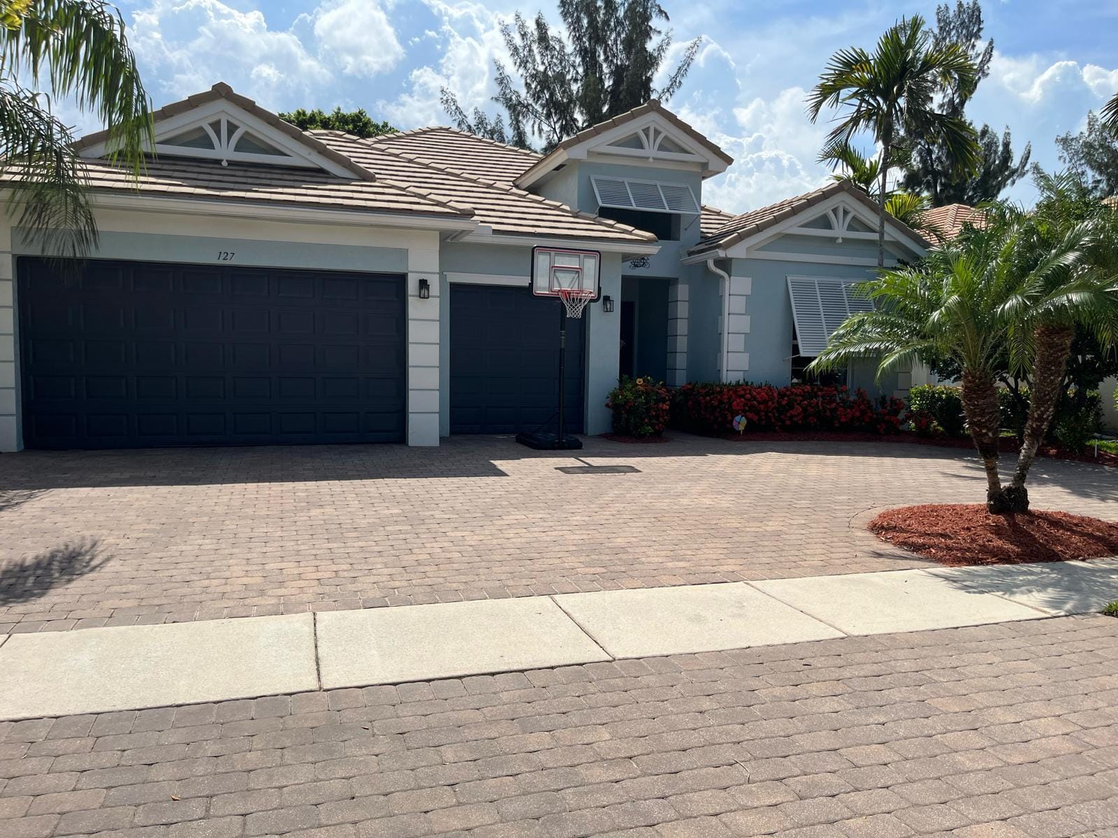 127 Palm Beach Plantation Boulevard — photo 3