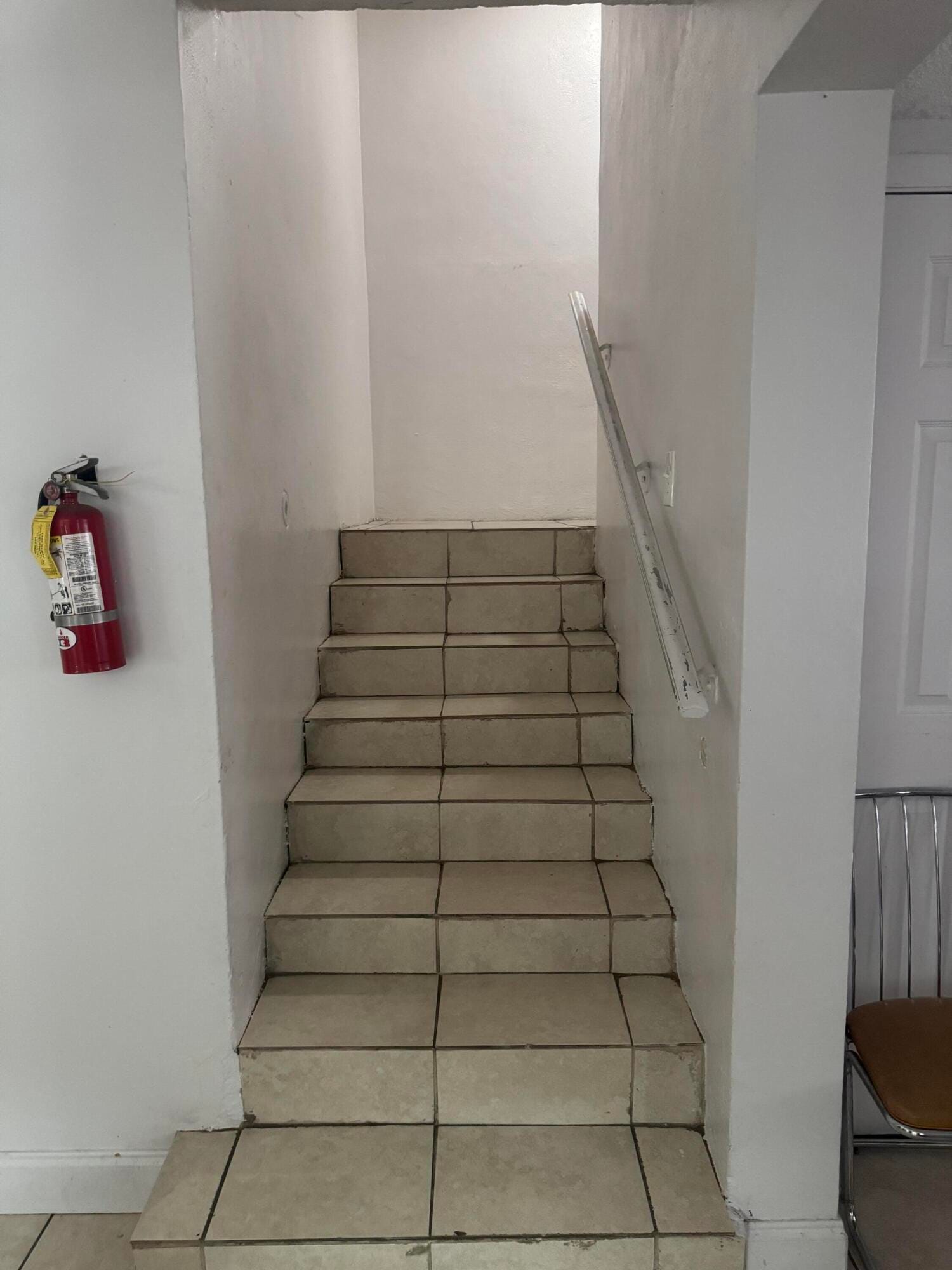 910 N F Street — photo 4