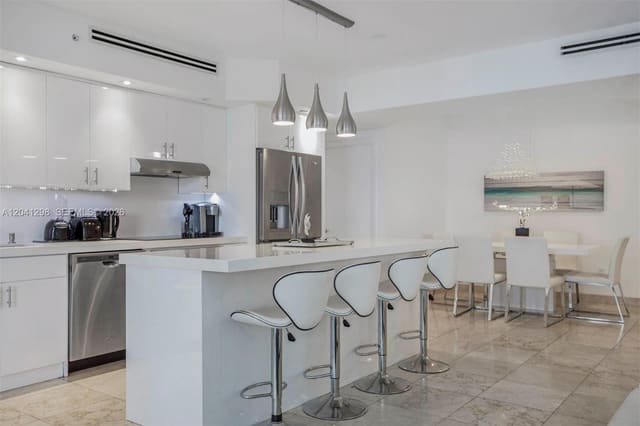 4775 Collins Avenue 2508, Miami Beach, FL 33140