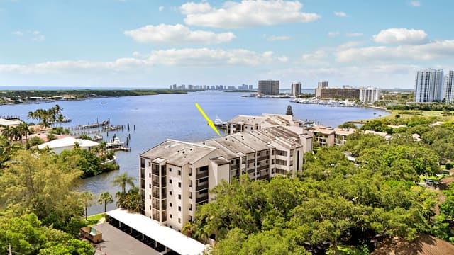 11370 Twelve Oaks Way 416, North Palm Beach, FL 33408