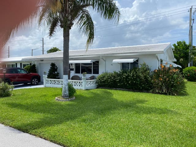 1101 Leisure Lane, Boynton Beach, FL 33426