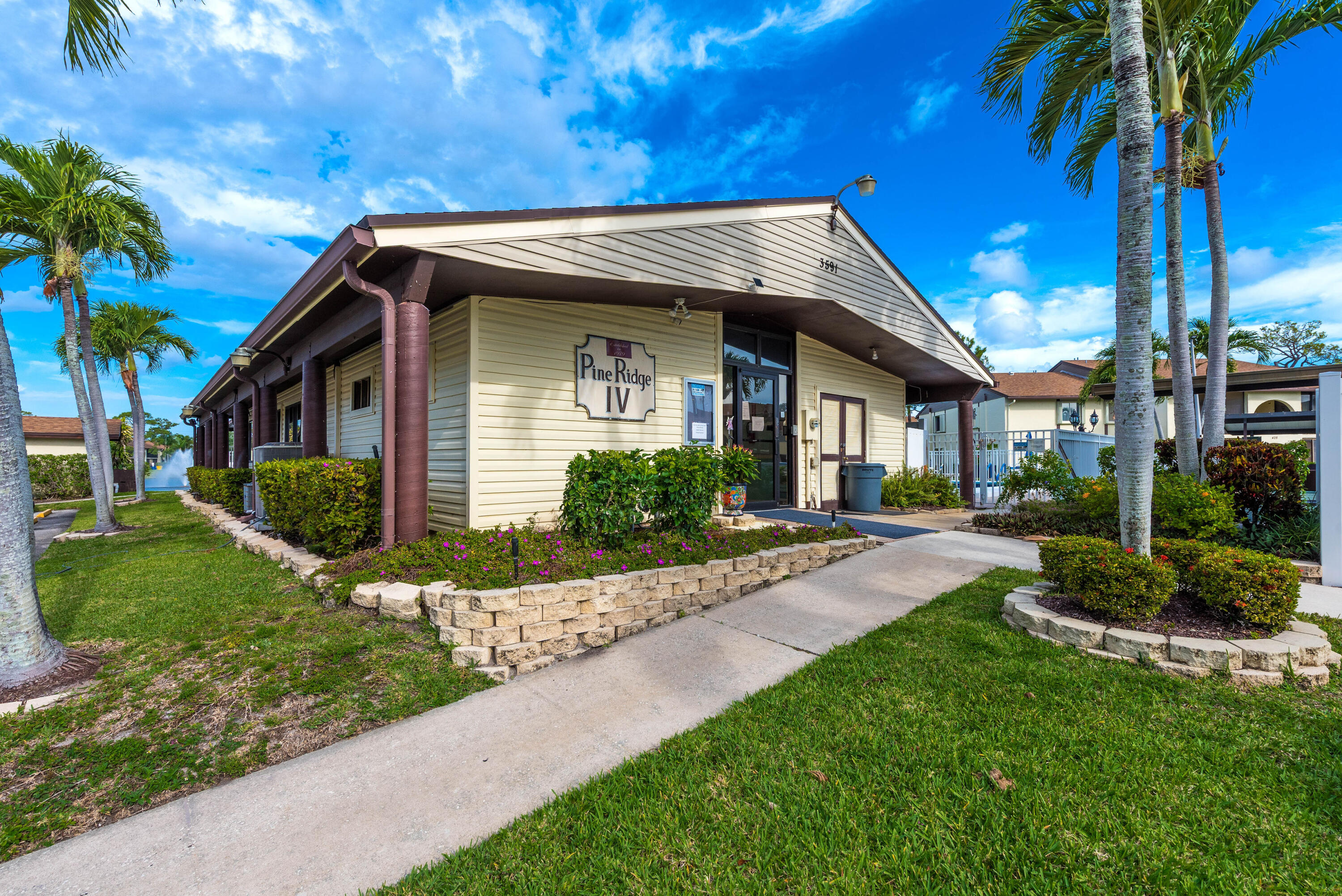 3561 Tall Pine Way D-2, Greenacres, FL 33463, Greenacres