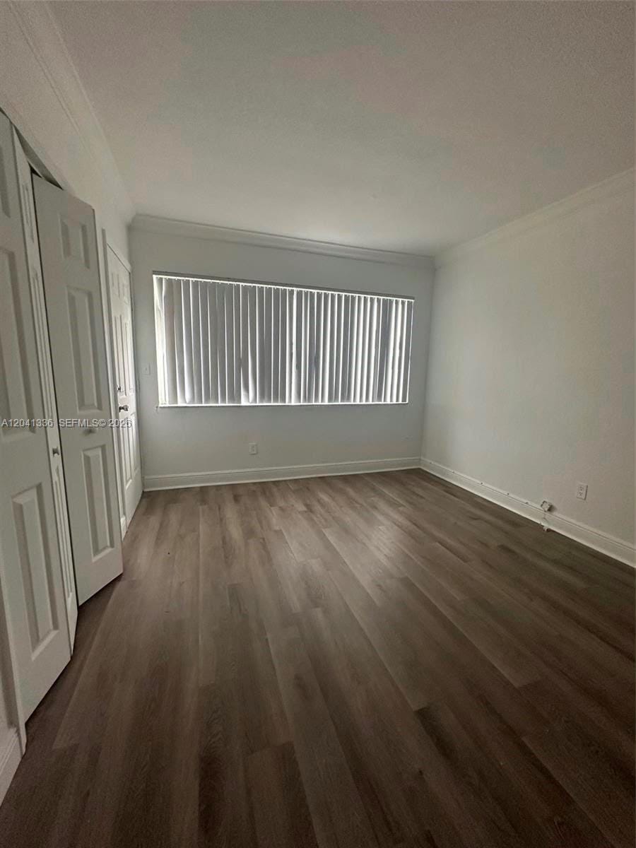980 NE 170th Street 214, North Miami Beach, FL 33162 photo 4