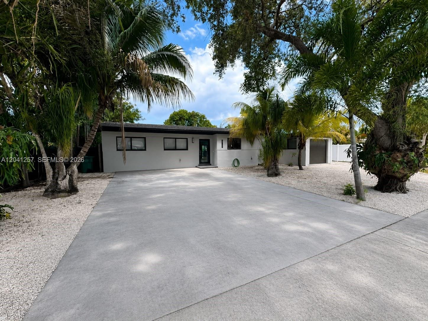 19700 NE 11th Place, Miami, FL 33179