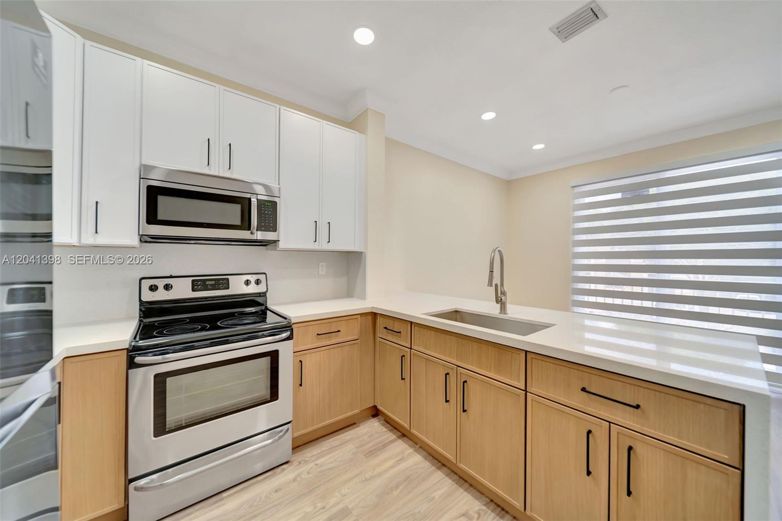 17620 NW 73rd Avenue 20517, Hialeah, FL 33015