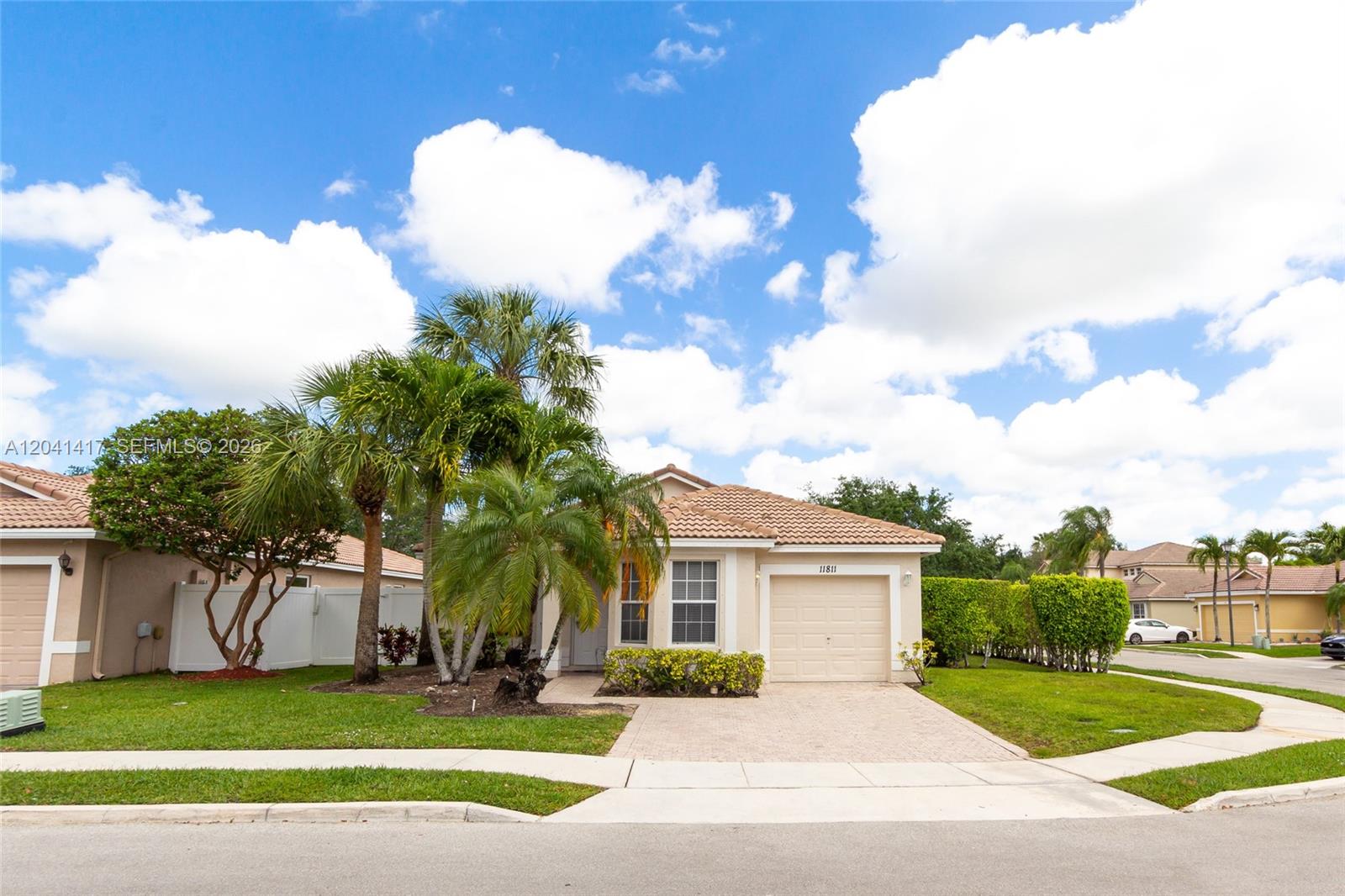 11811 SW 8th Street, Pembroke Pines, FL 33025, Pembroke Pines