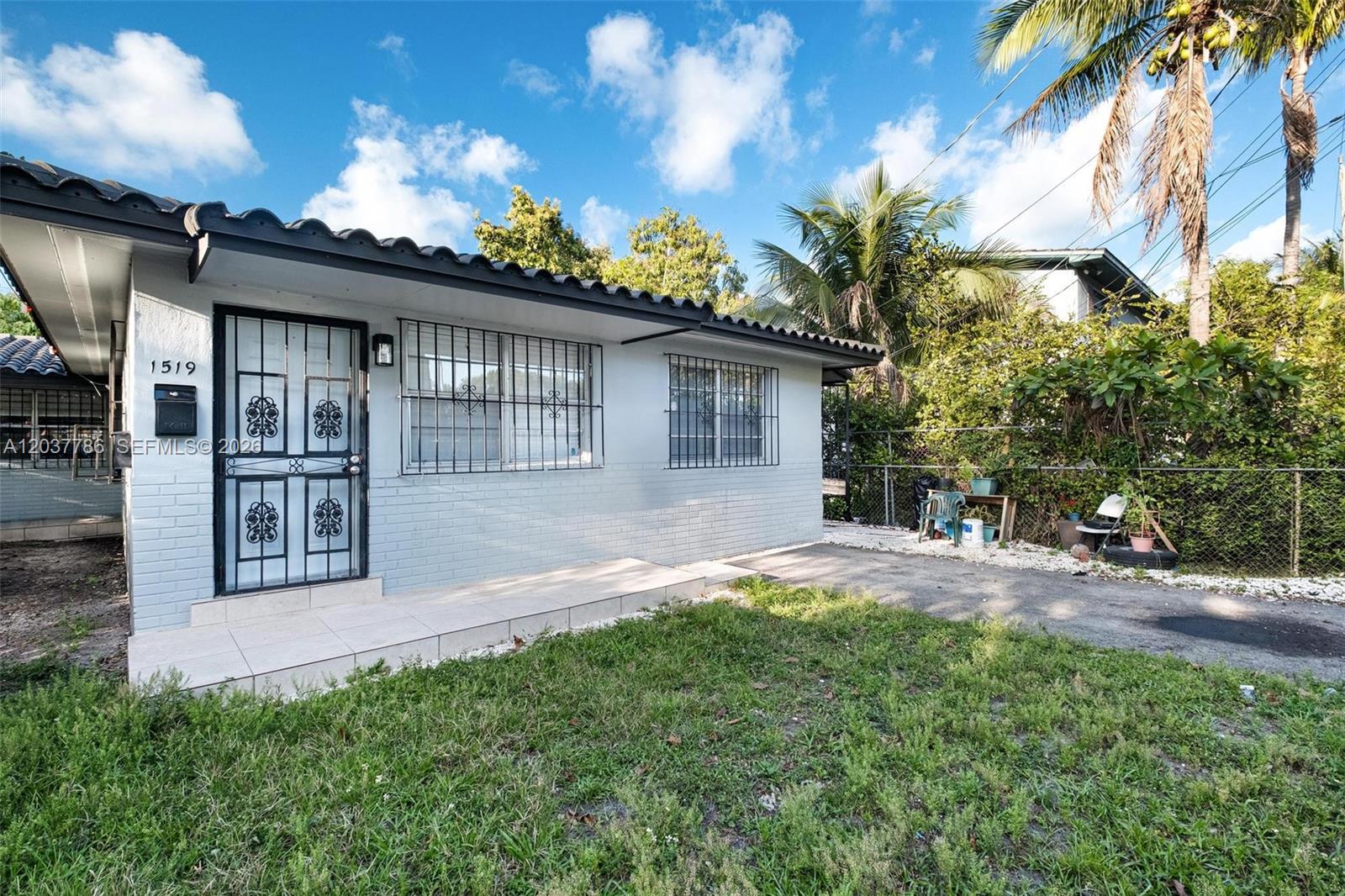 1519 NW 40th Street 1, Miami, FL 33142, Miami