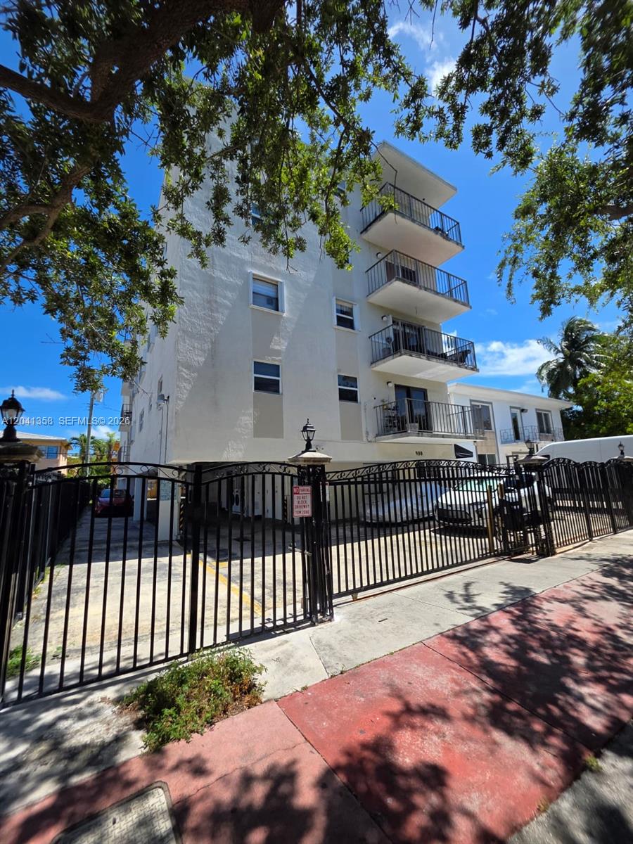 990 Biarritz Drive 303, Miami Beach, FL 33141, Miami Beach