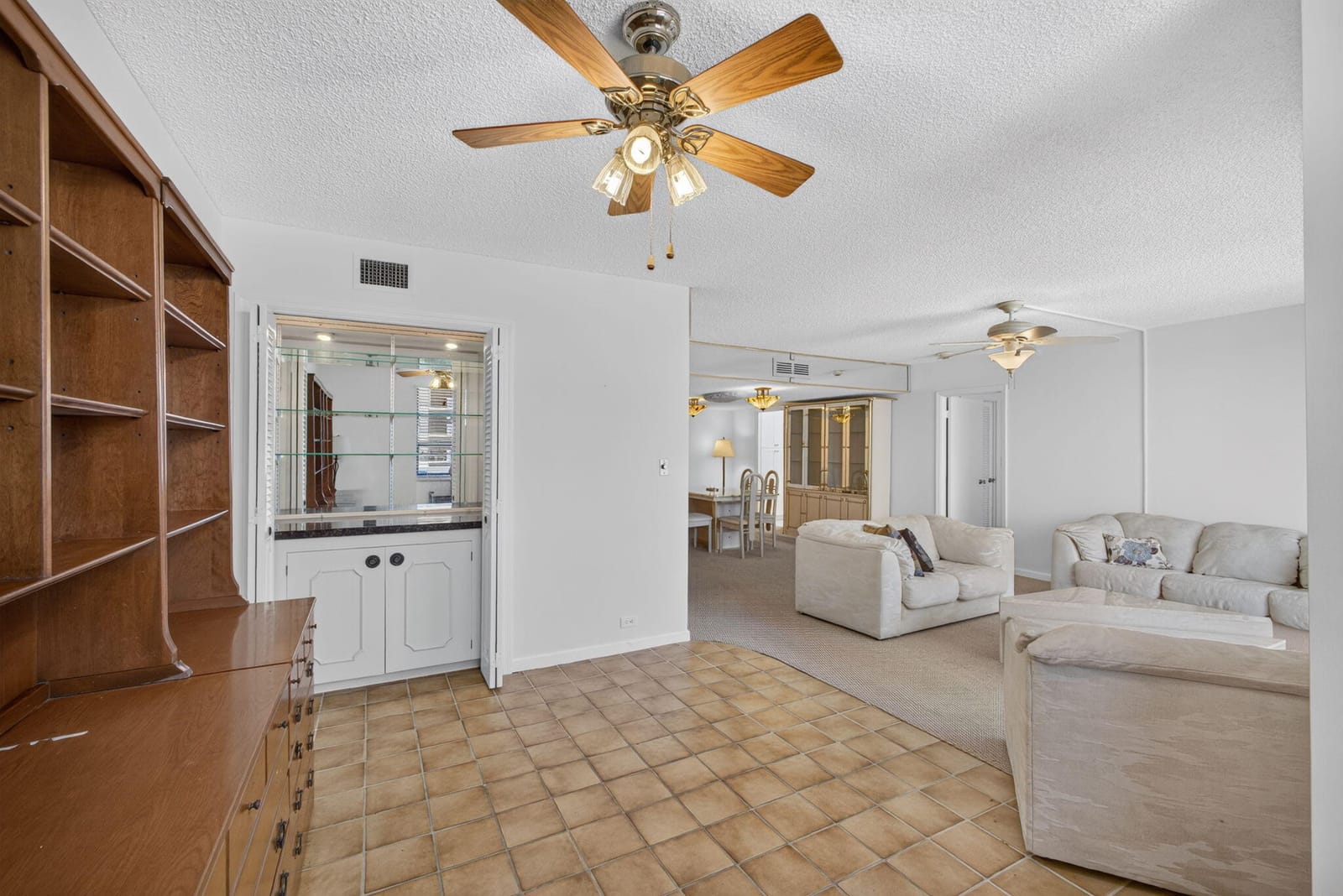 1208 Marine Way 205 — photo 3