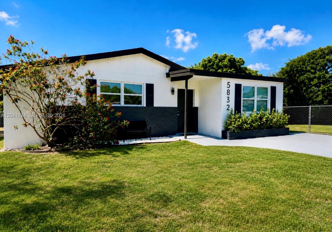 5832 Wiley Street, Hollywood, FL 33023, Hollywood
