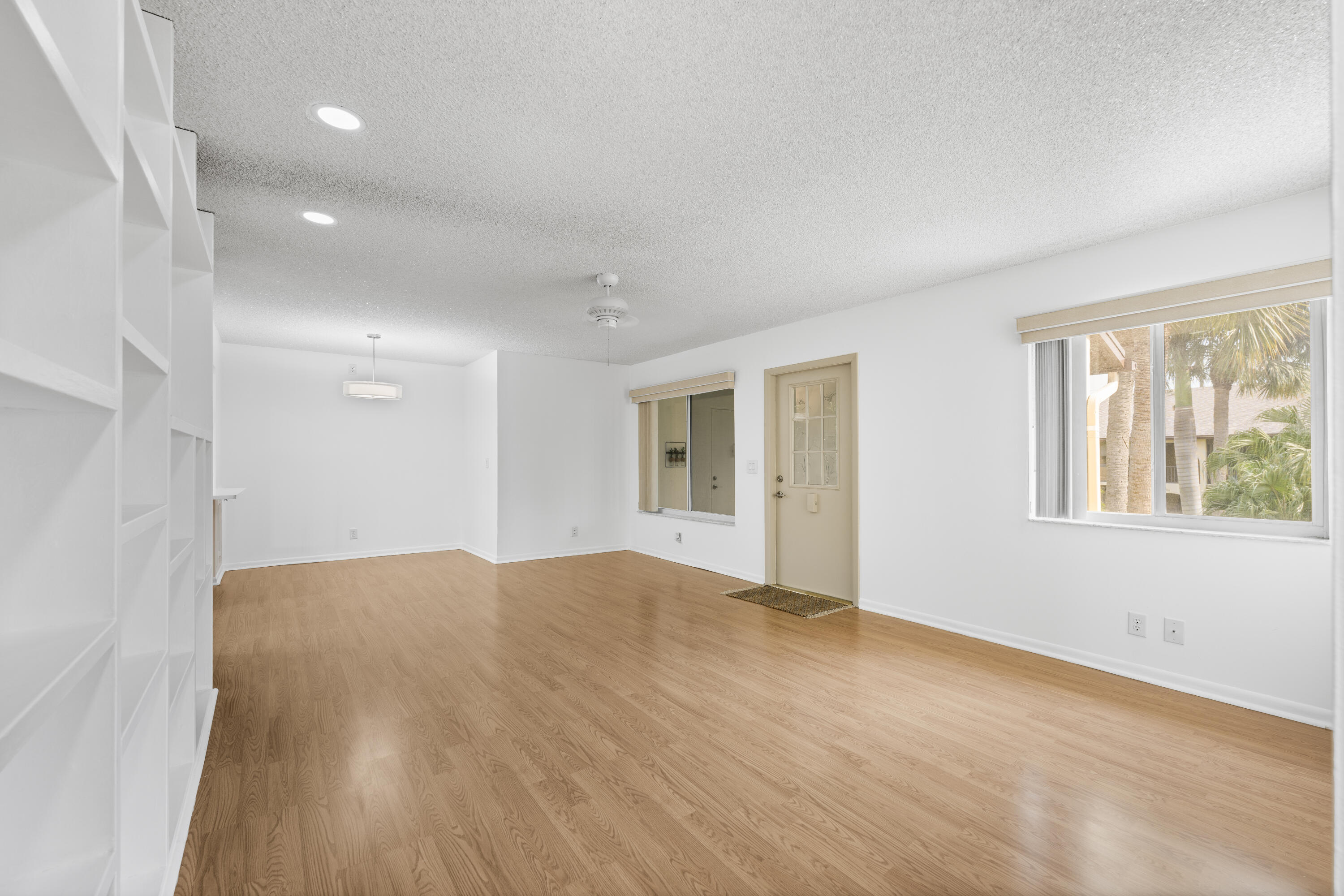 313 Pine Ridge Circle C-2, Greenacres, FL 33463, Greenacres
