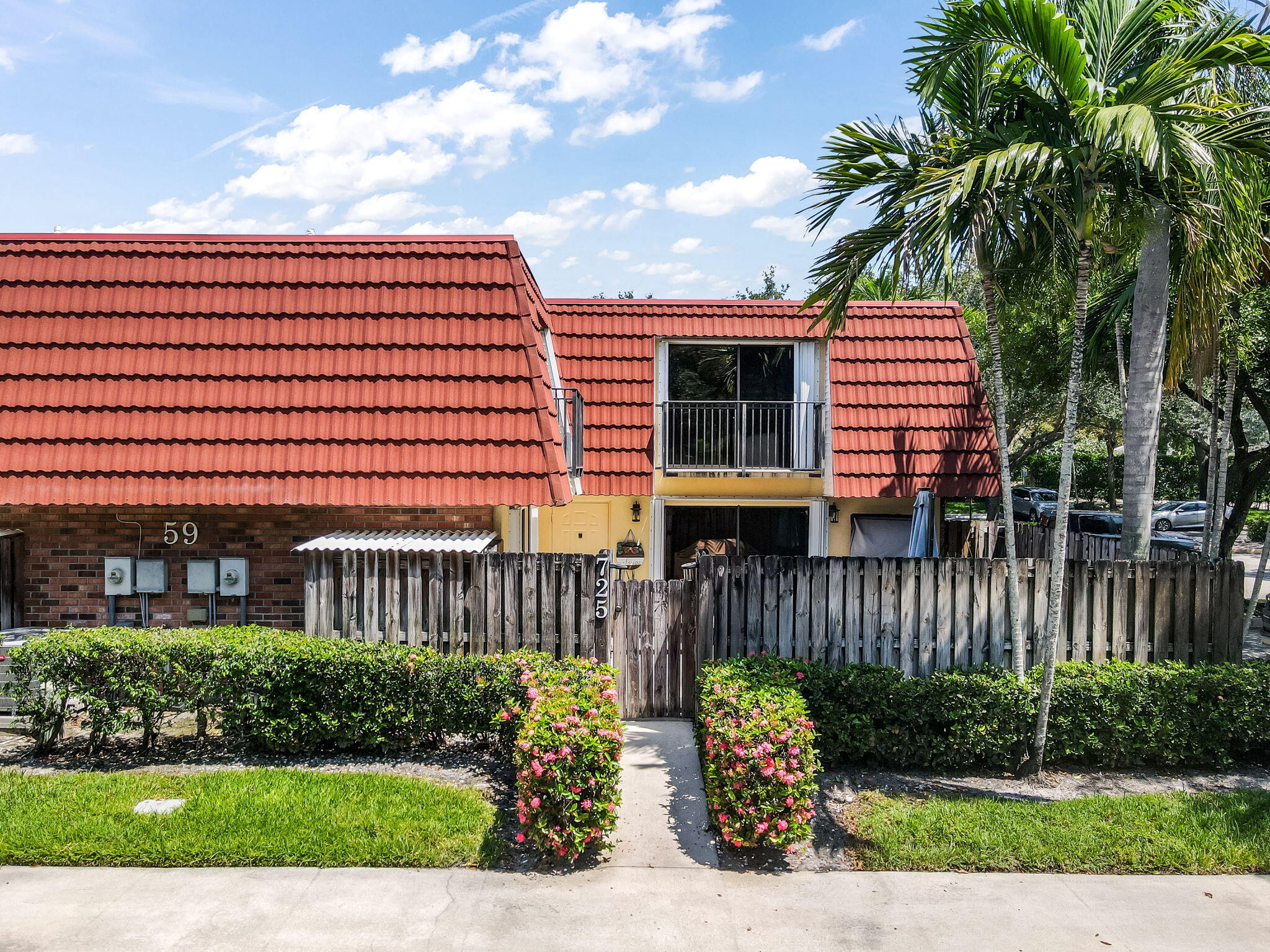 725 NW 99th Circle, Plantation, FL 33324, Plantation