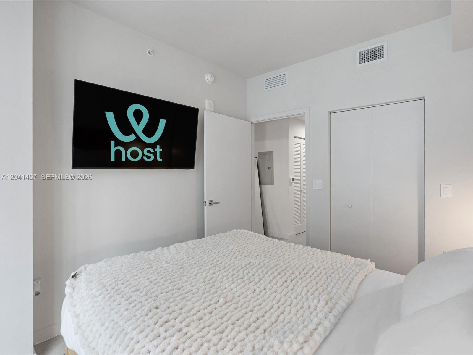 11 NE 6th Street 807, Miami, FL 33132 photo 14