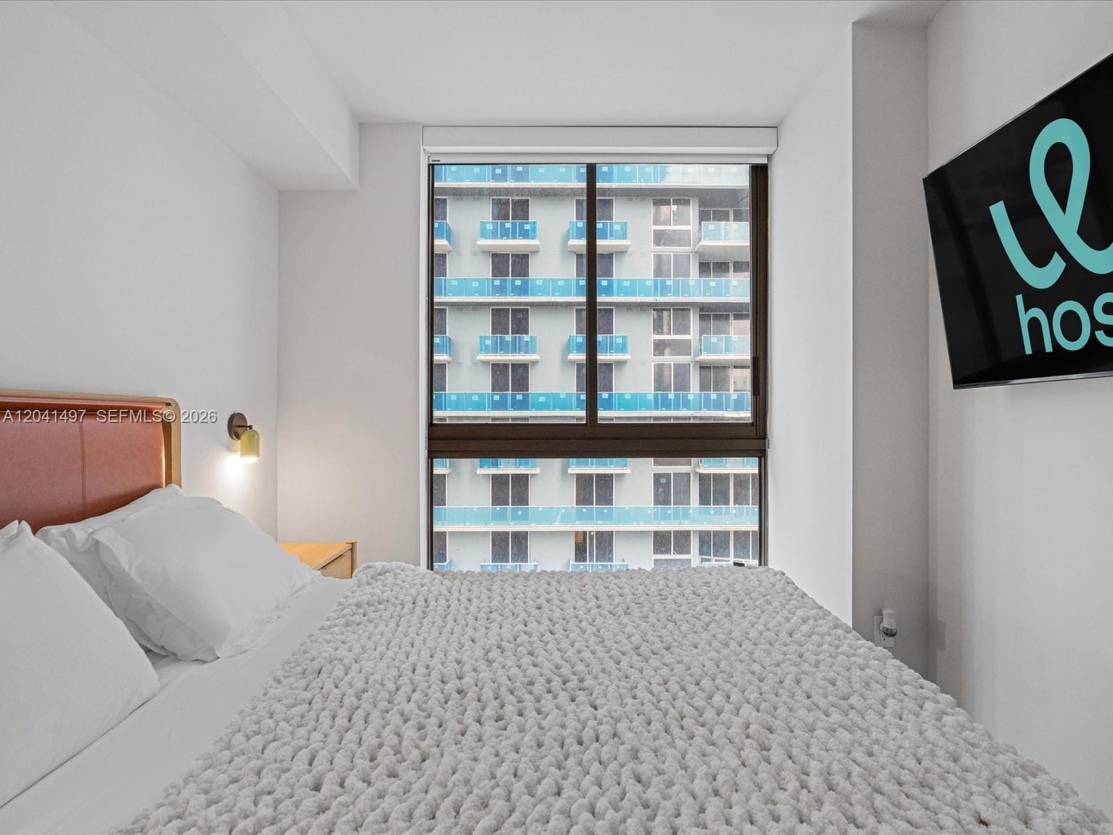 11 NE 6th Street 807, Miami, FL 33132 photo 15