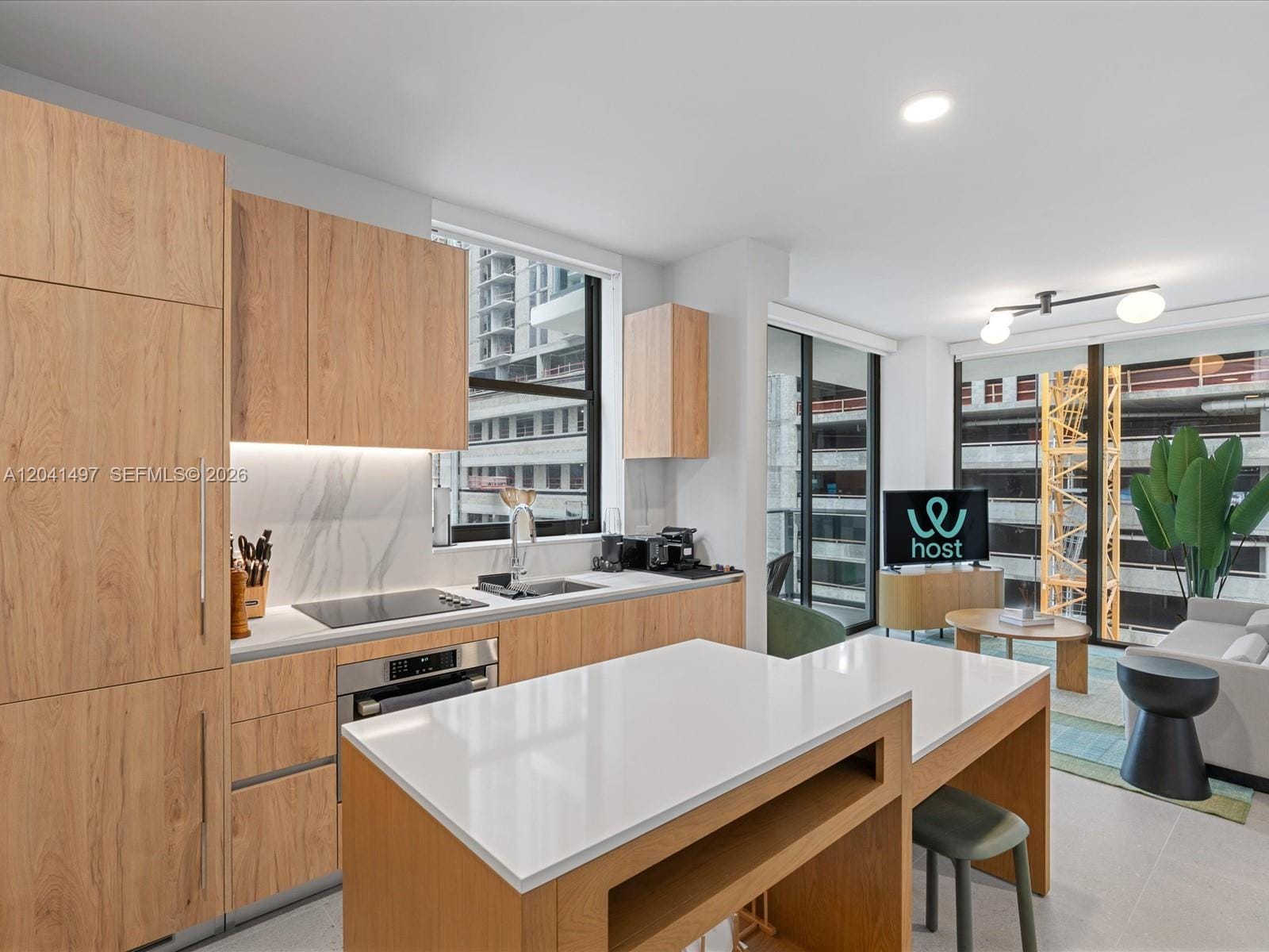 11 NE 6th Street 807, Miami, FL 33132 photo 17