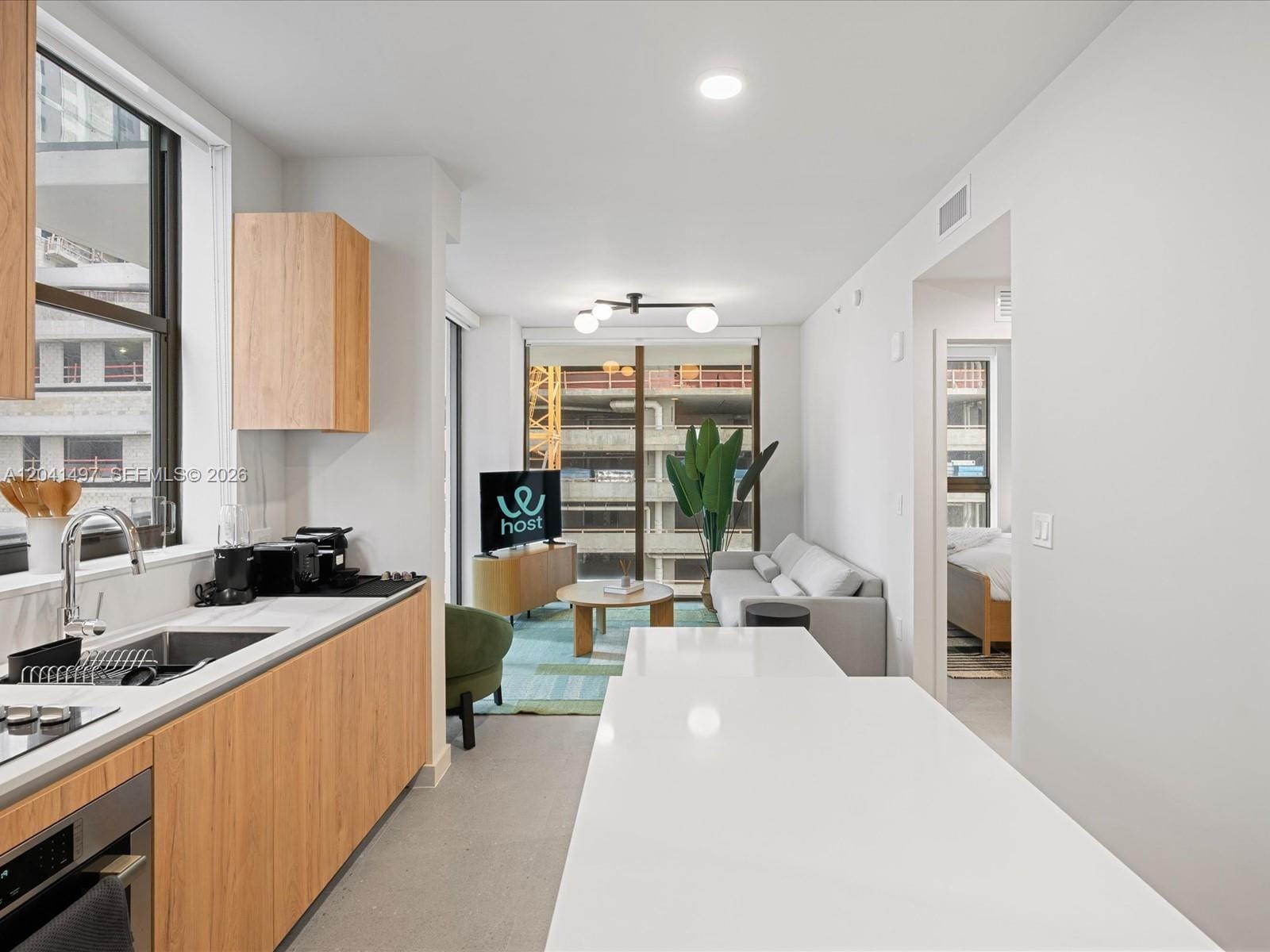 11 NE 6th Street 807, Miami, FL 33132 photo 21