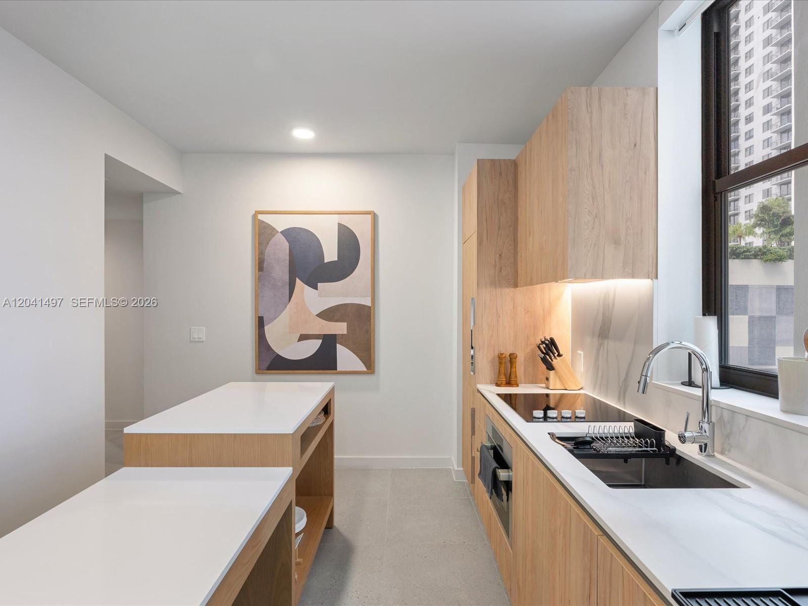 11 NE 6th Street 807, Miami, FL 33132 photo 23