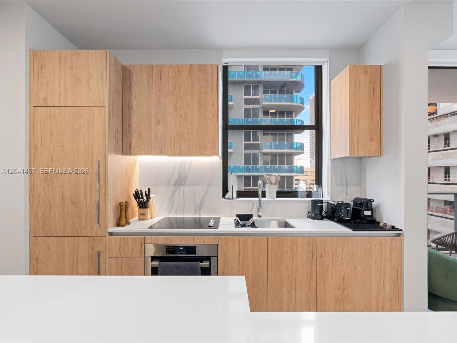 11 NE 6th Street 807, Miami, FL 33132 photo 26