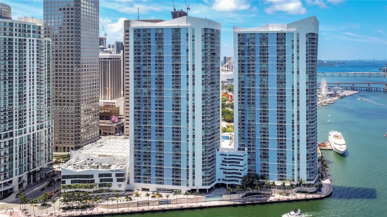 325 S Biscayne Boulevard 3921, Miami, FL 33131, Miami