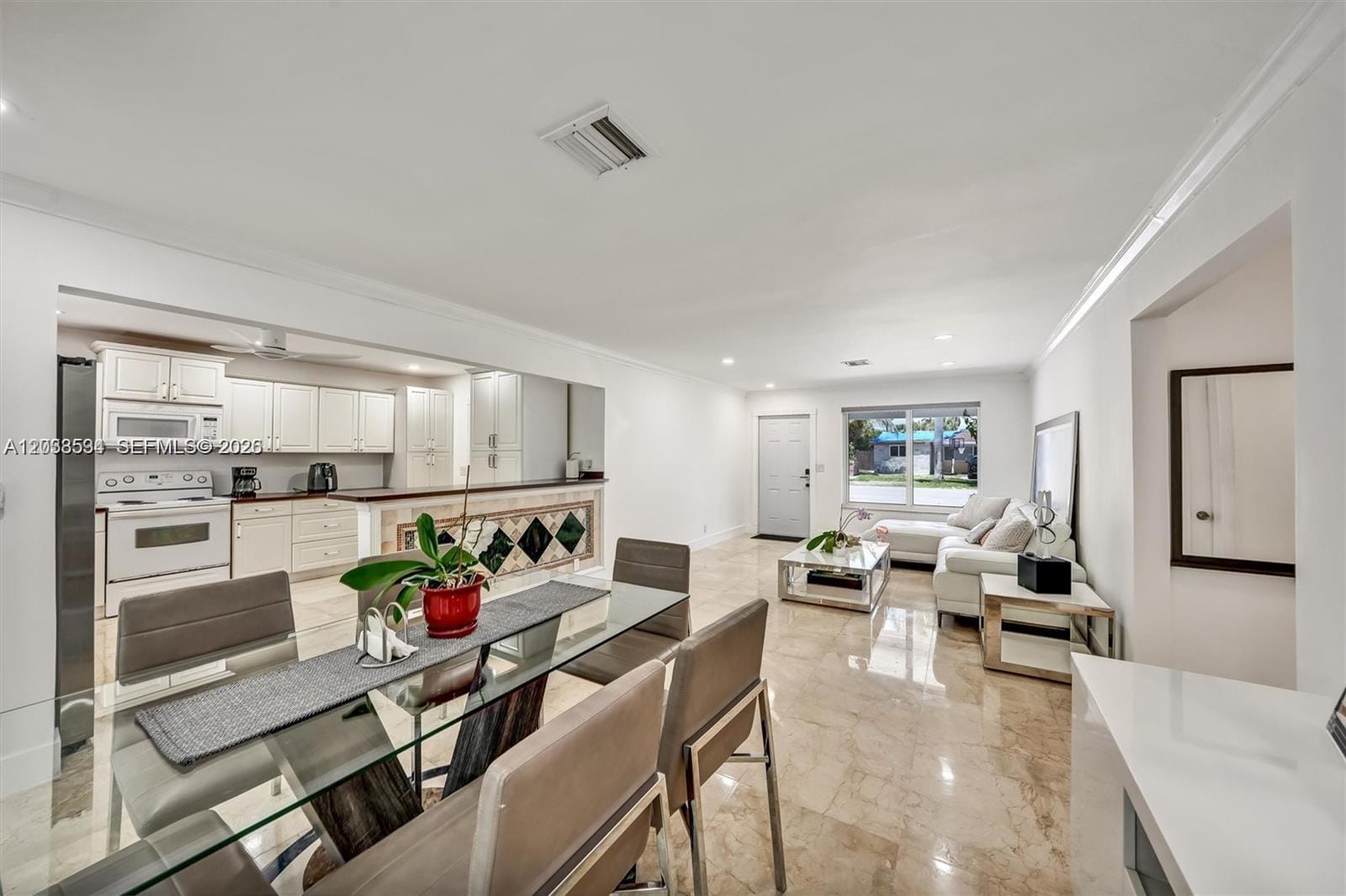 814 NE 4th Street, Hallandale Beach, FL 33009 photo 20