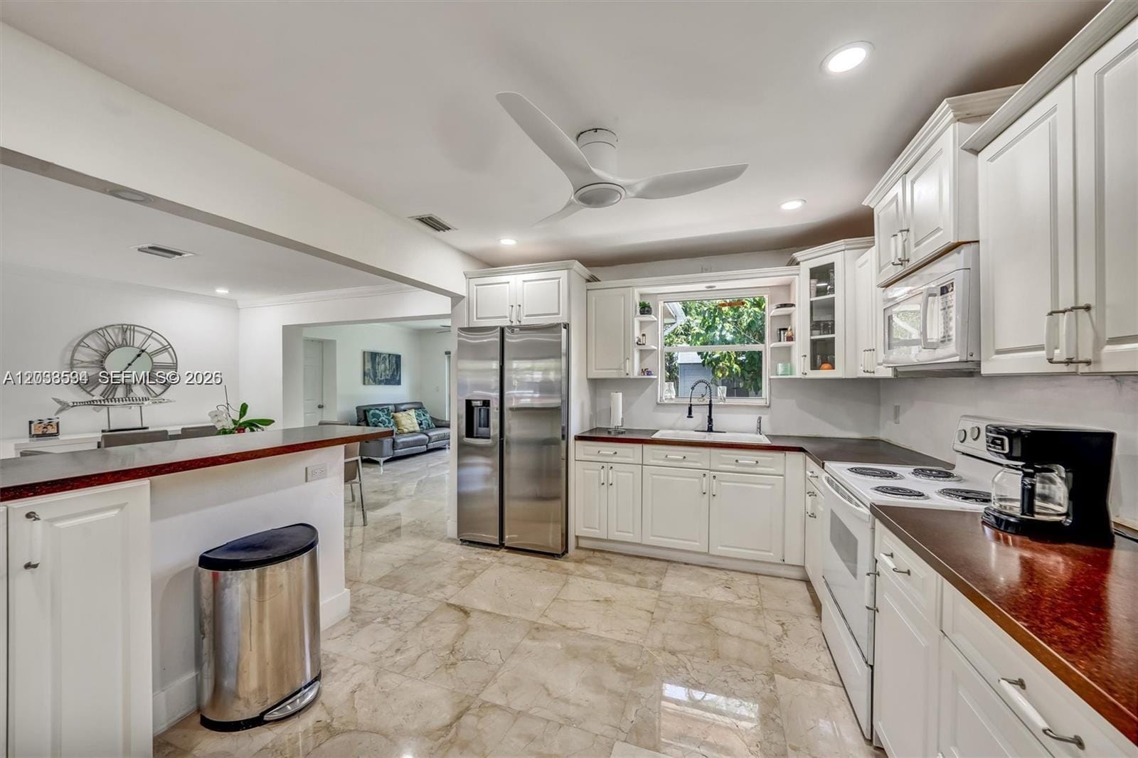 814 NE 4th Street, Hallandale Beach, FL 33009 photo 25