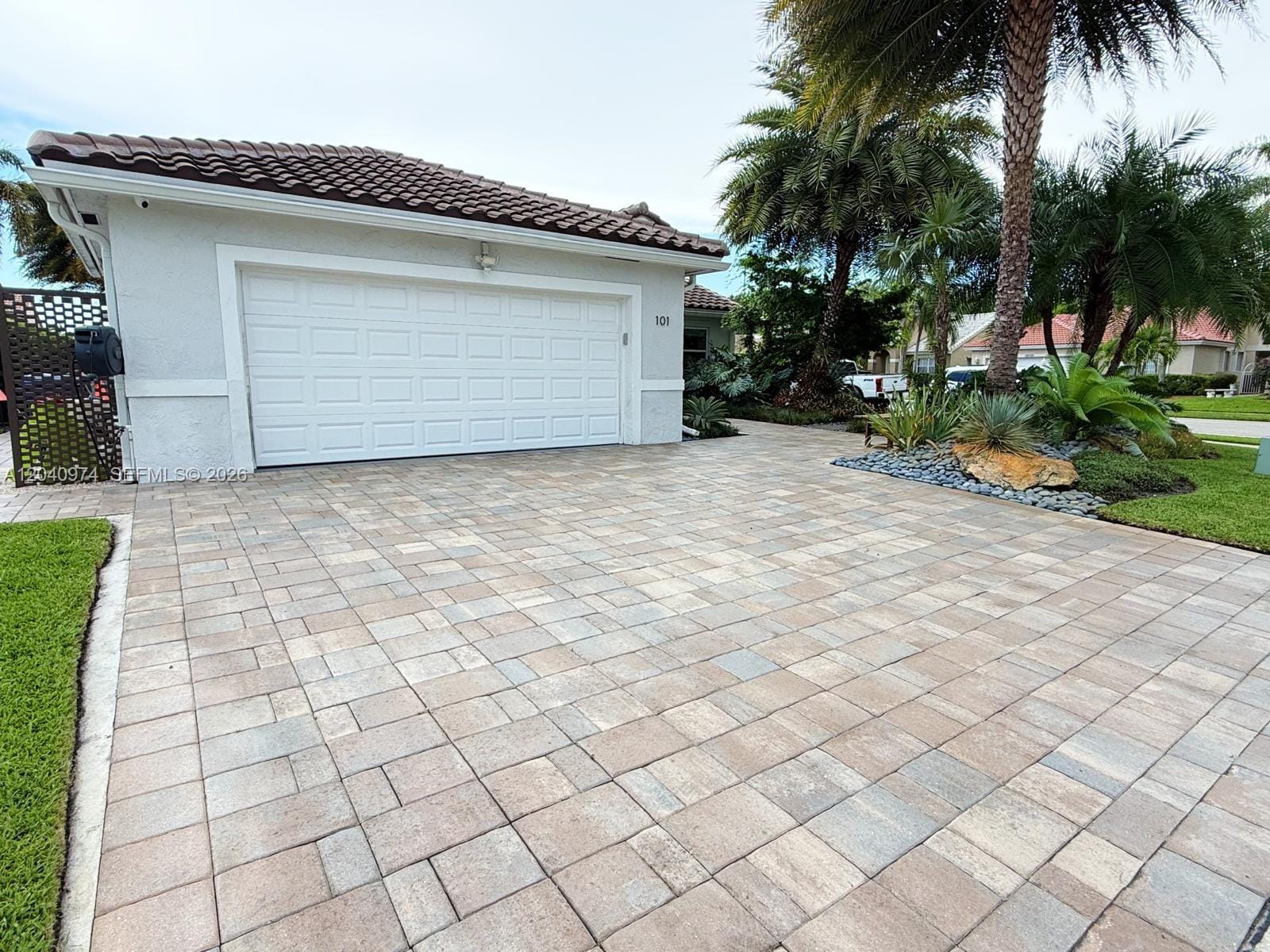 101 NW 190th Avenue, Pembroke Pines, FL 33029 photo 3