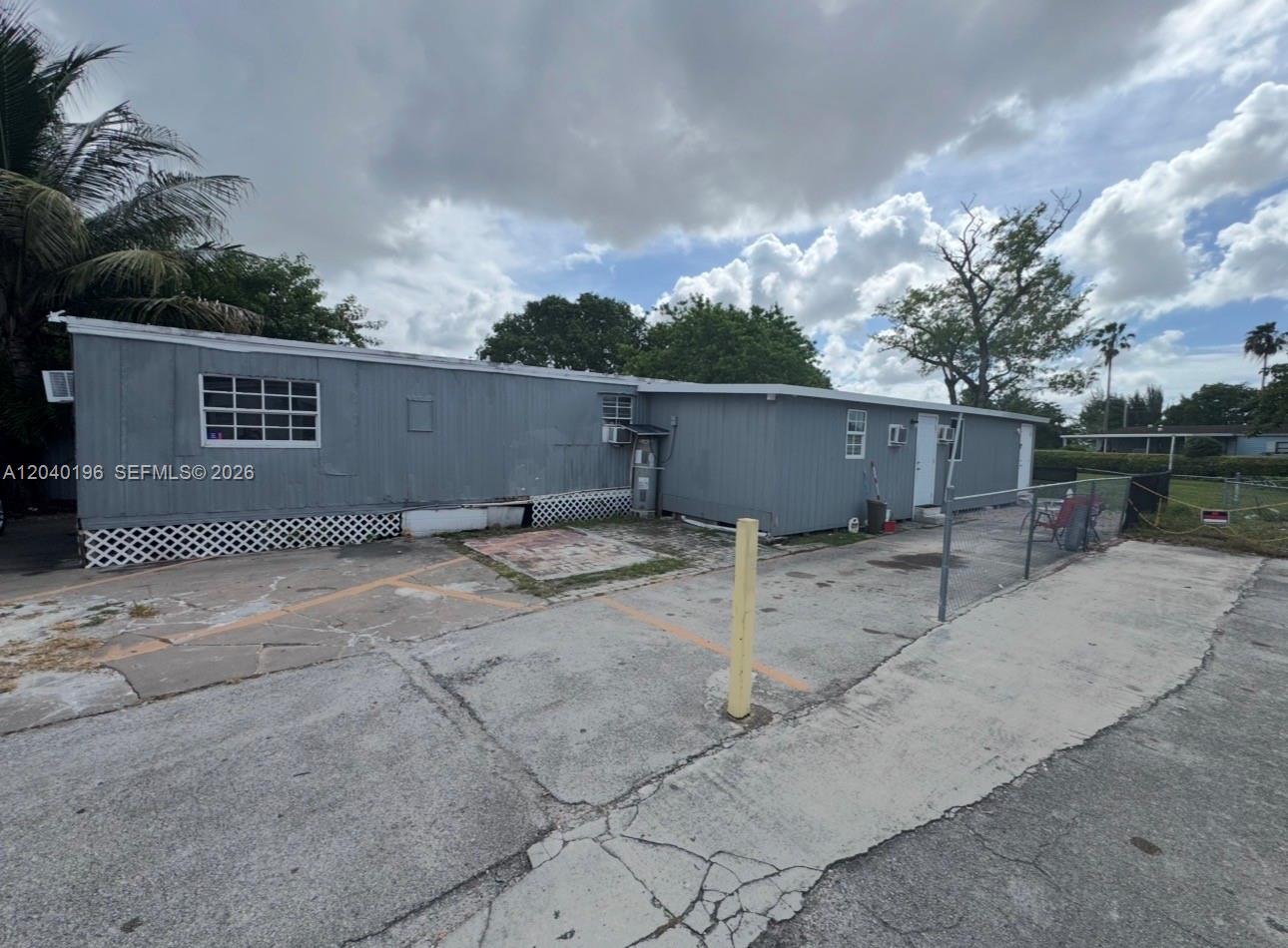 1013 SW 128th Avenue, Miami, FL 33184, Miami