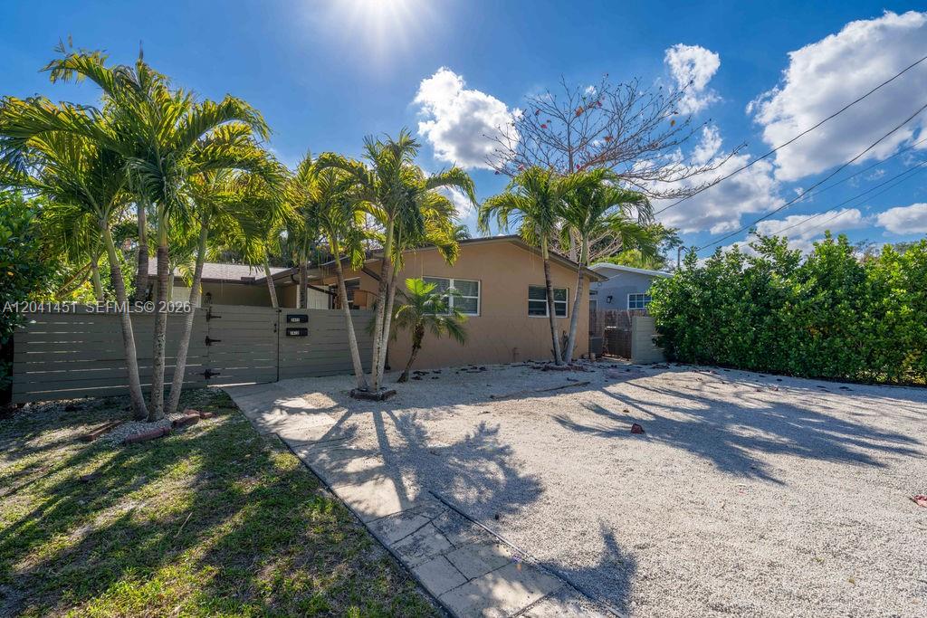 2470 NE 182nd Terrace 1, North Miami Beach, FL 33160, North Miami Beach