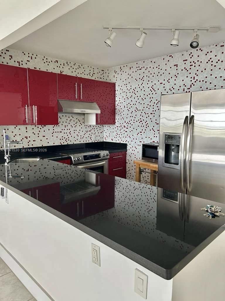 2016 Bay Drive 602, Miami Beach, FL 33141, Miami Beach