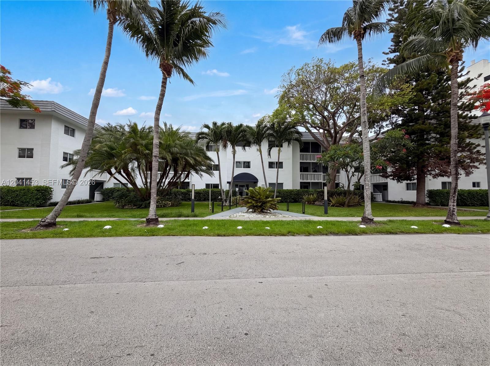 200 Galen Drive 202, Key Biscayne, FL 33149, Key Biscayne