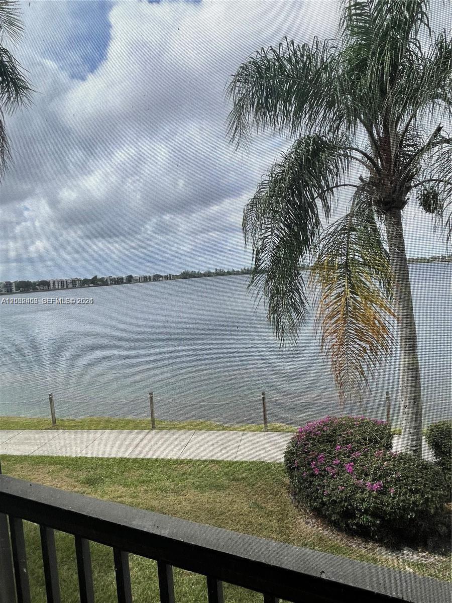 110 Lake Emerald 203 203, Oakland Park, FL 33309, Oakland Park