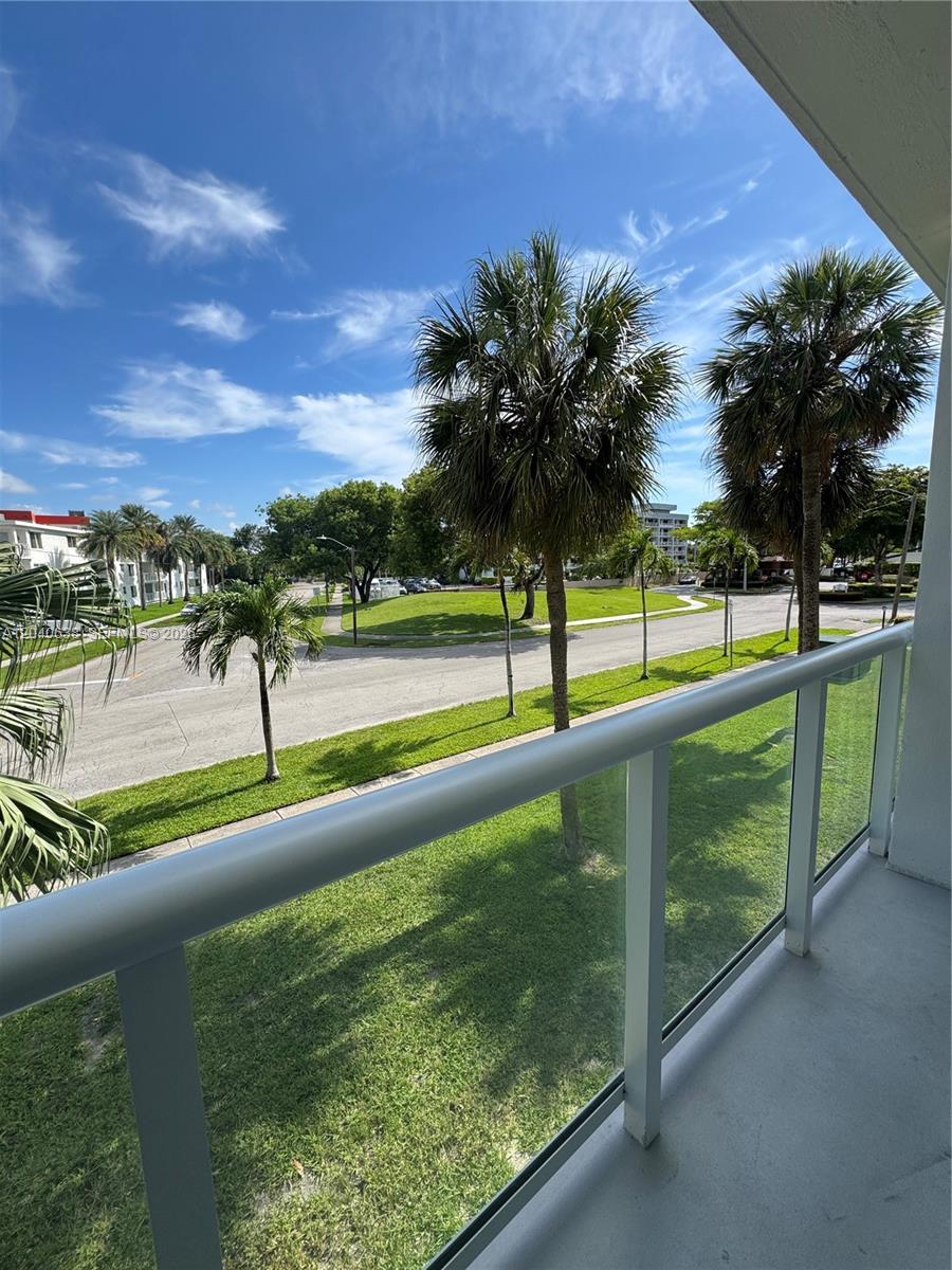 1600 NE 114th Street 204, Miami, FL 33181, Miami