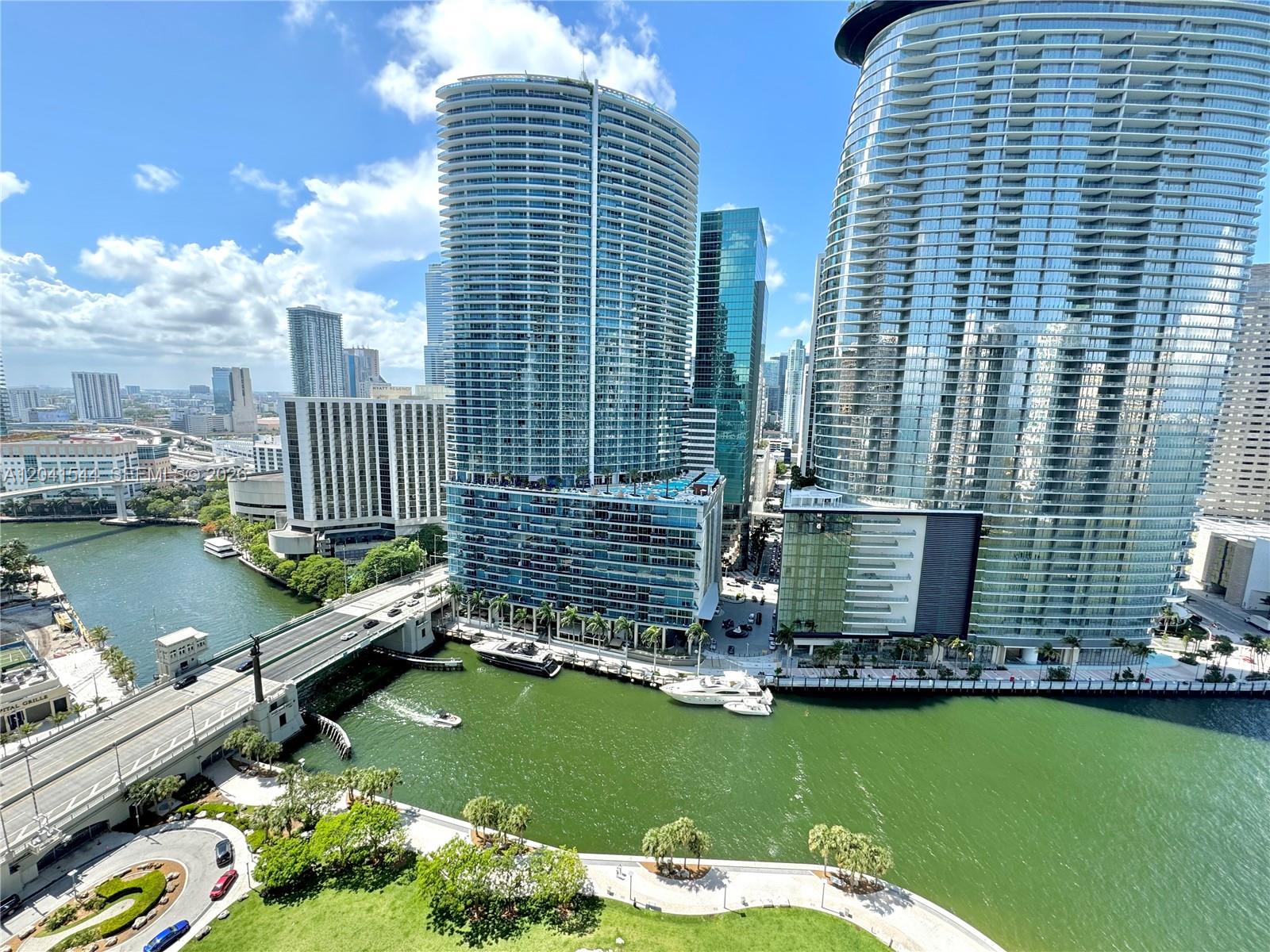 475 Brickell Avenue 2512, Miami, FL 33131, Miami