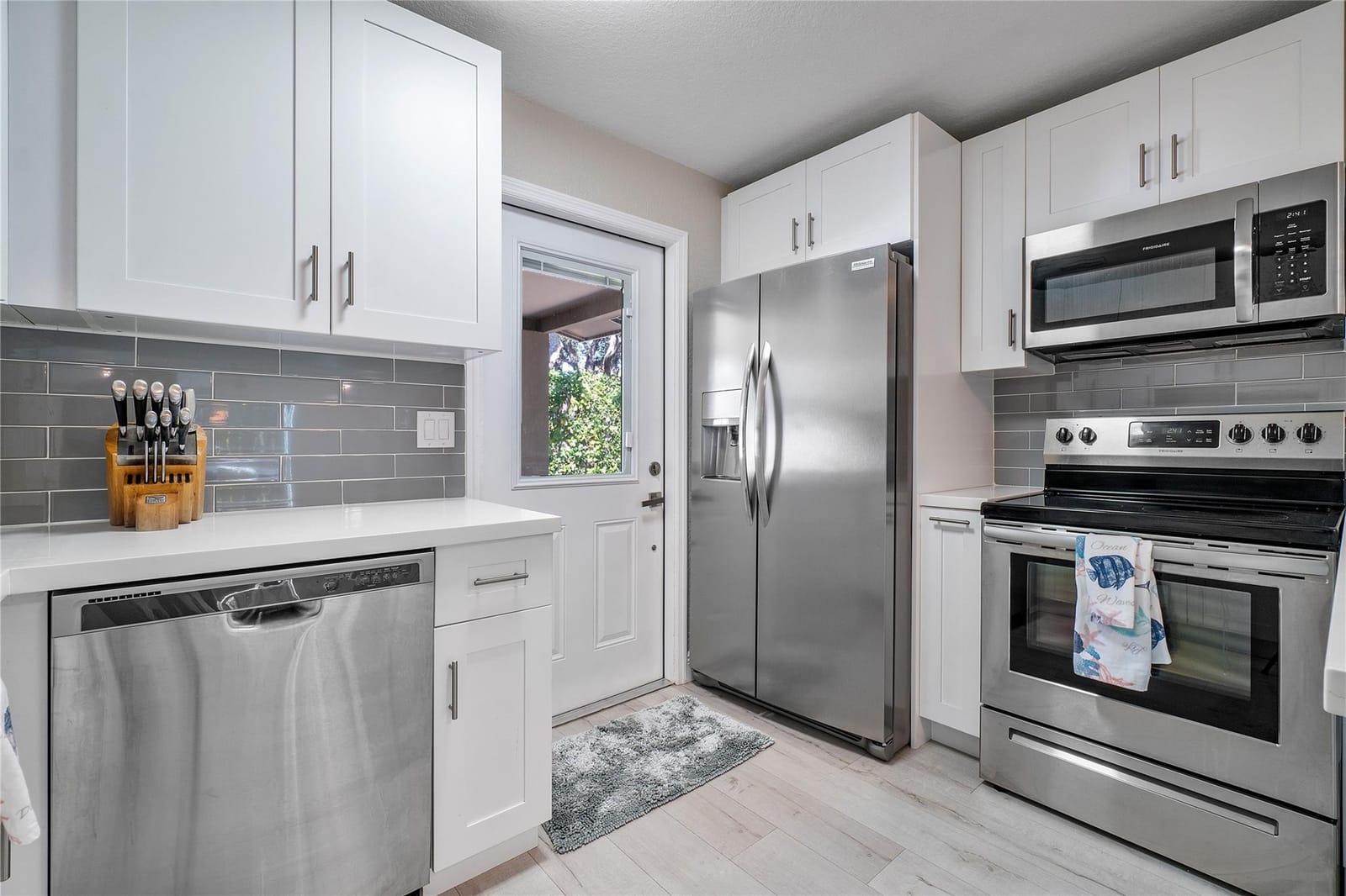 1634 NE 3rd Avenue, Delray Beach, FL 33444 photo 11