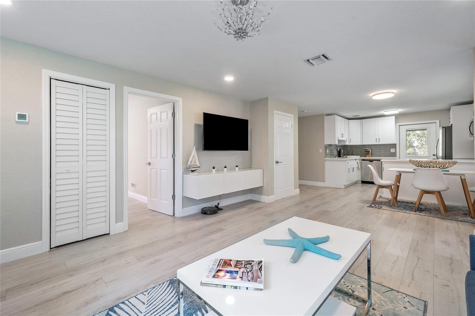 1634 NE 3rd Avenue, Delray Beach, FL 33444 photo 7