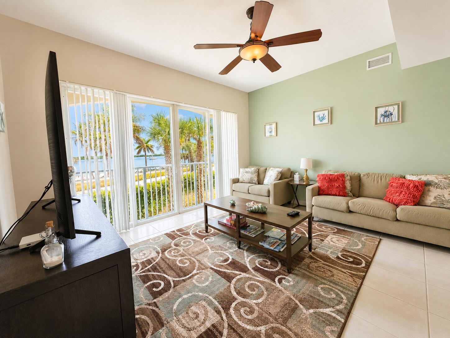 35 Harbour Isle Drive W 202, Fort Pierce, FL 34949, Fort Pierce