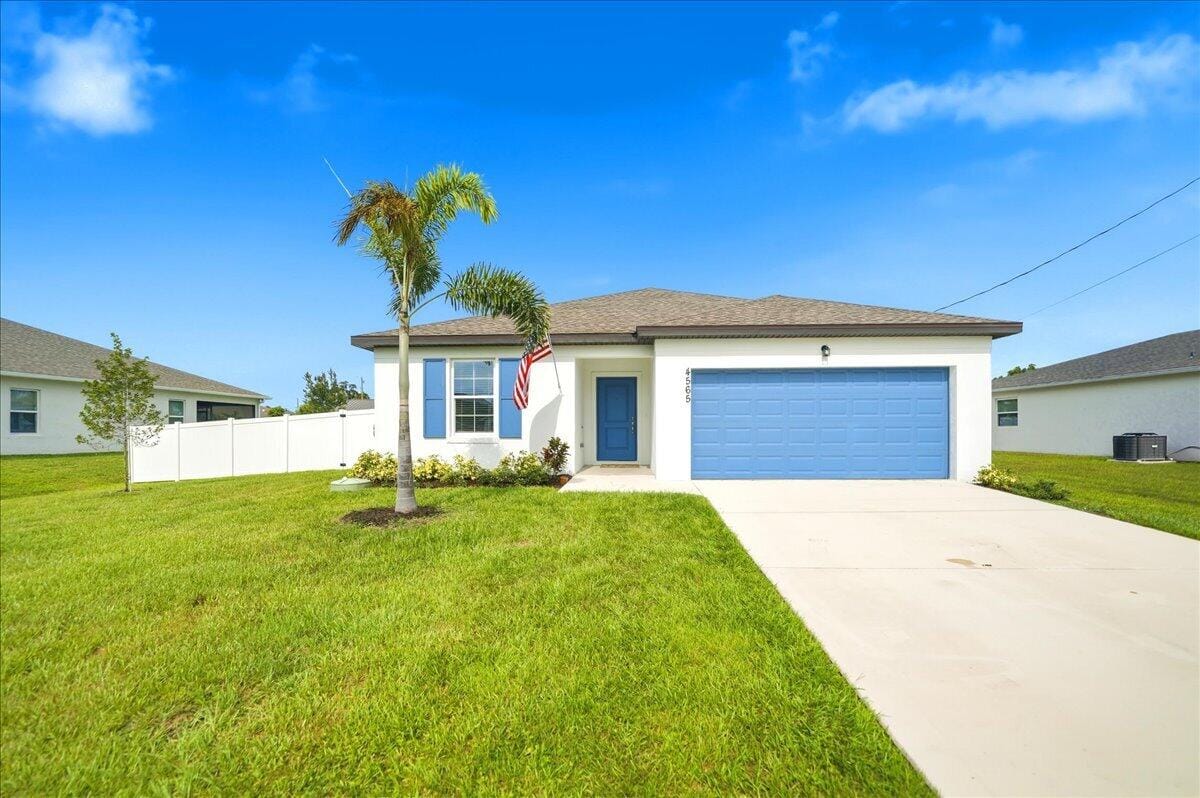 4565 SW Scope Street — photo 2