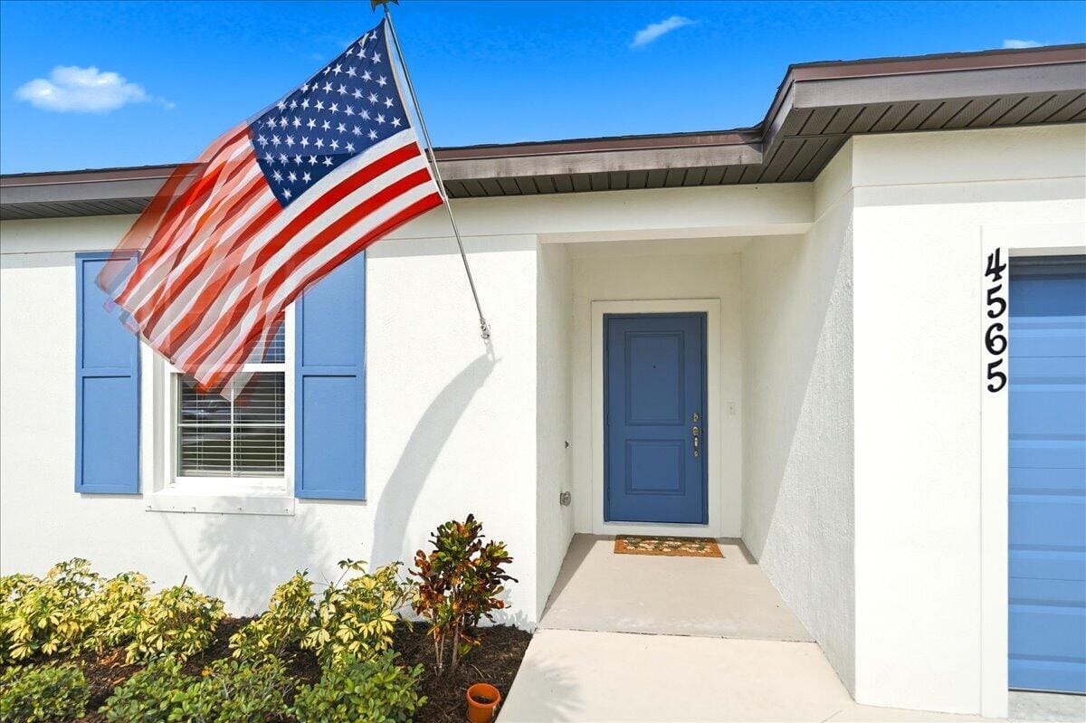 4565 SW Scope Street — photo 4