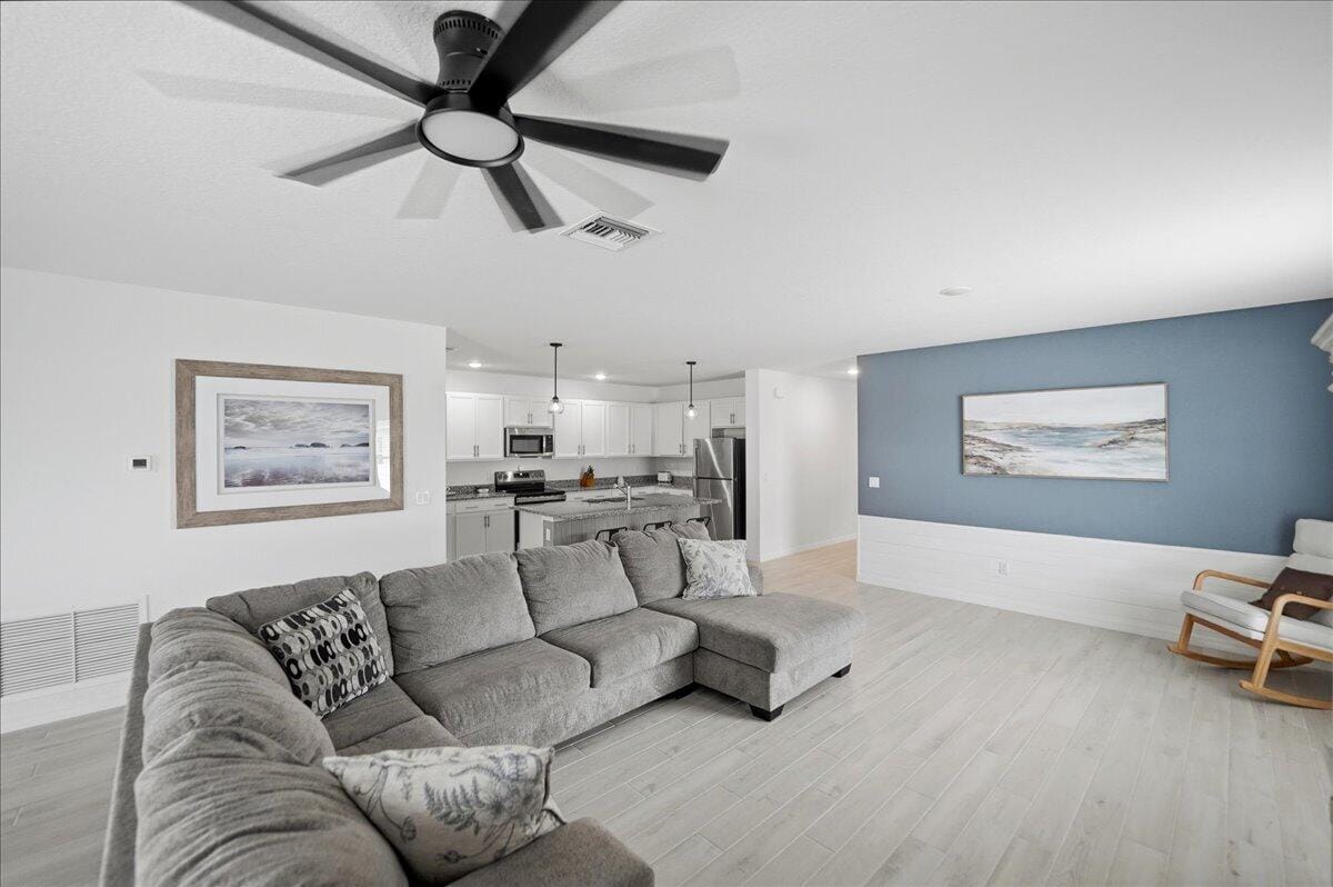 4565 SW Scope Street — photo 7