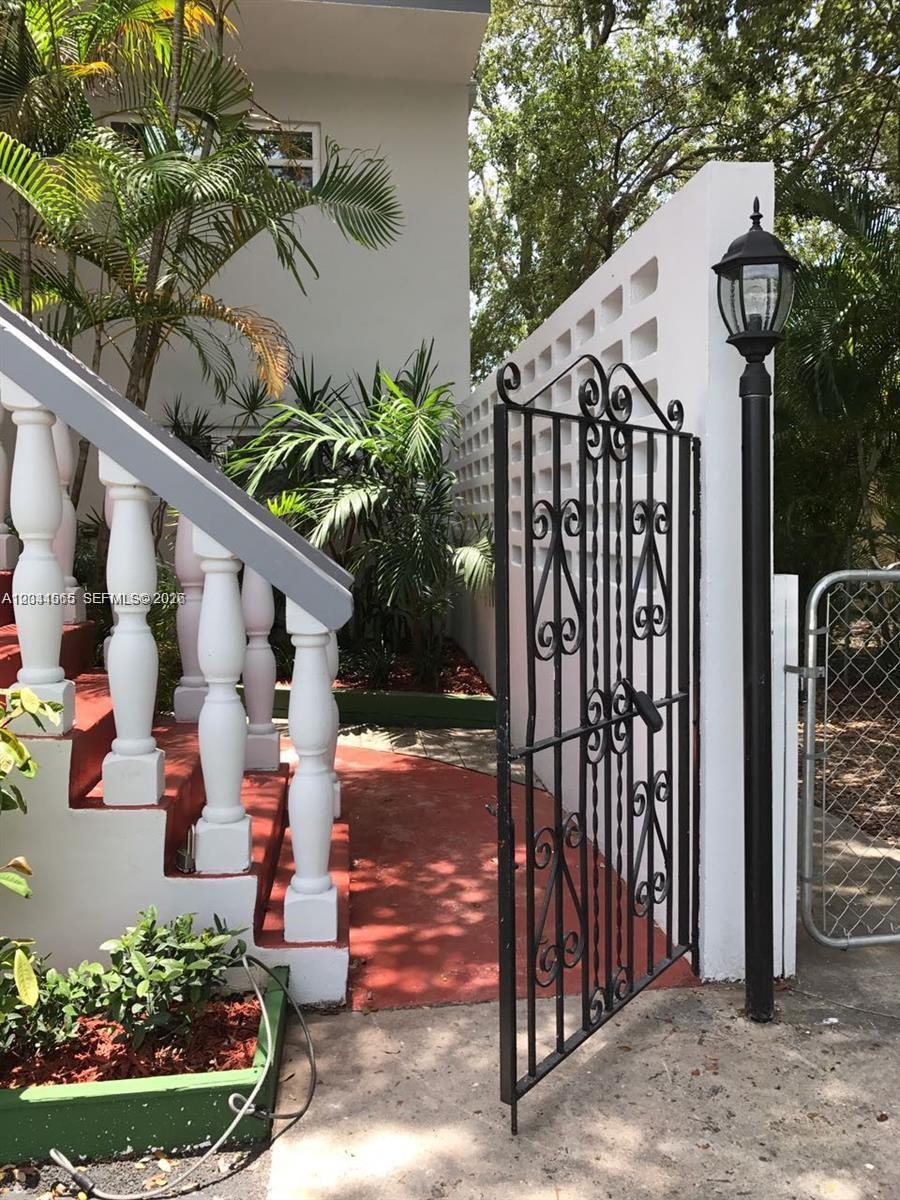 13335 Arch Creek Rd 4 4, North Miami, FL 33181, North Miami