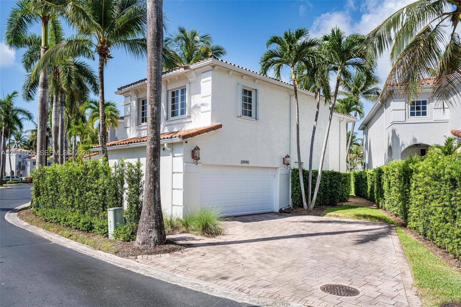 20940 NE 31st Place, Aventura, FL 33180, Aventura