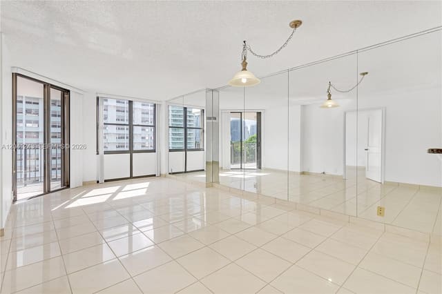 1865 Brickell Avenue A805, Miami, FL 33129