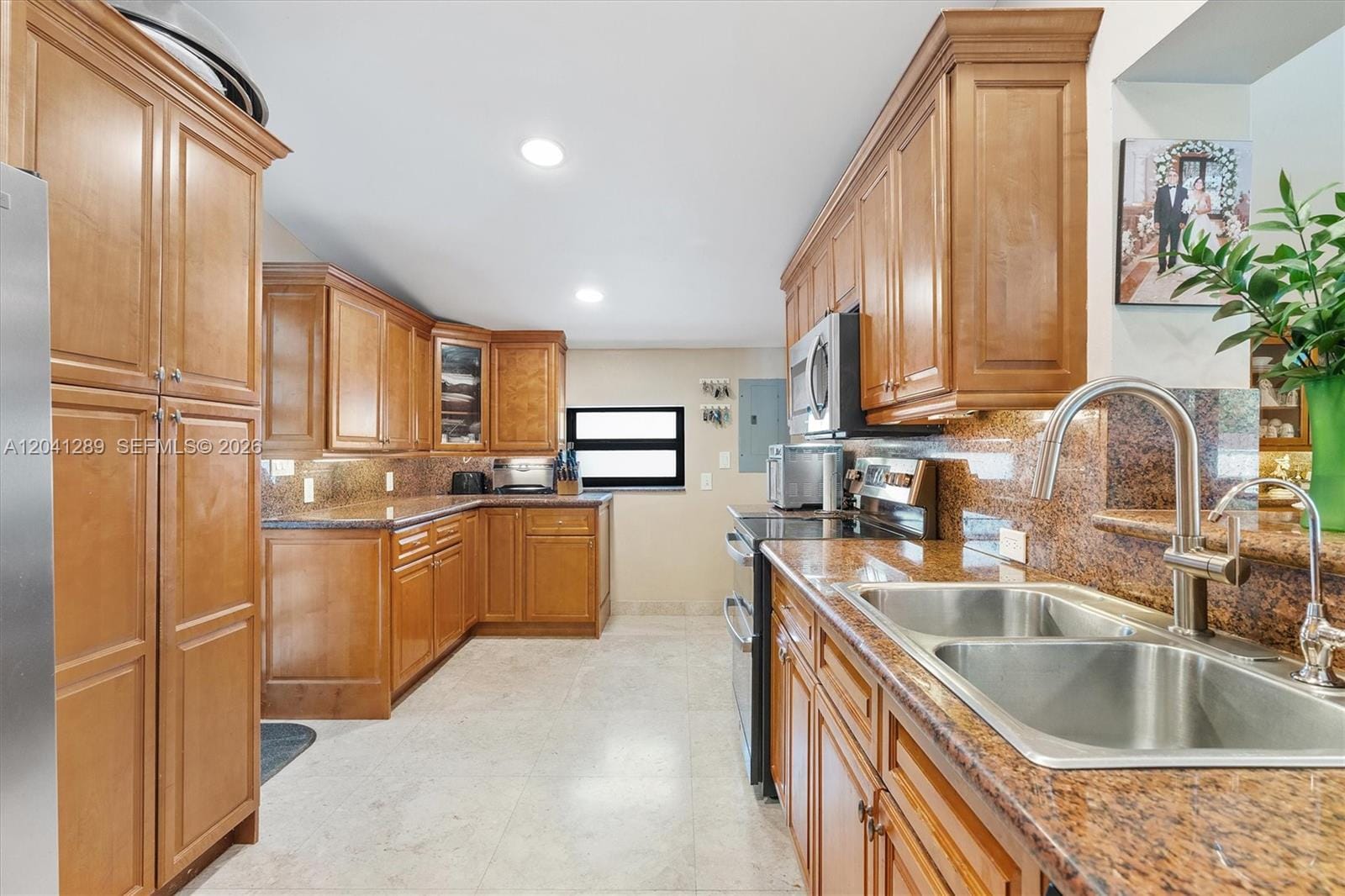 2531 NE 195th Street, Miami, FL 33180 photo 10