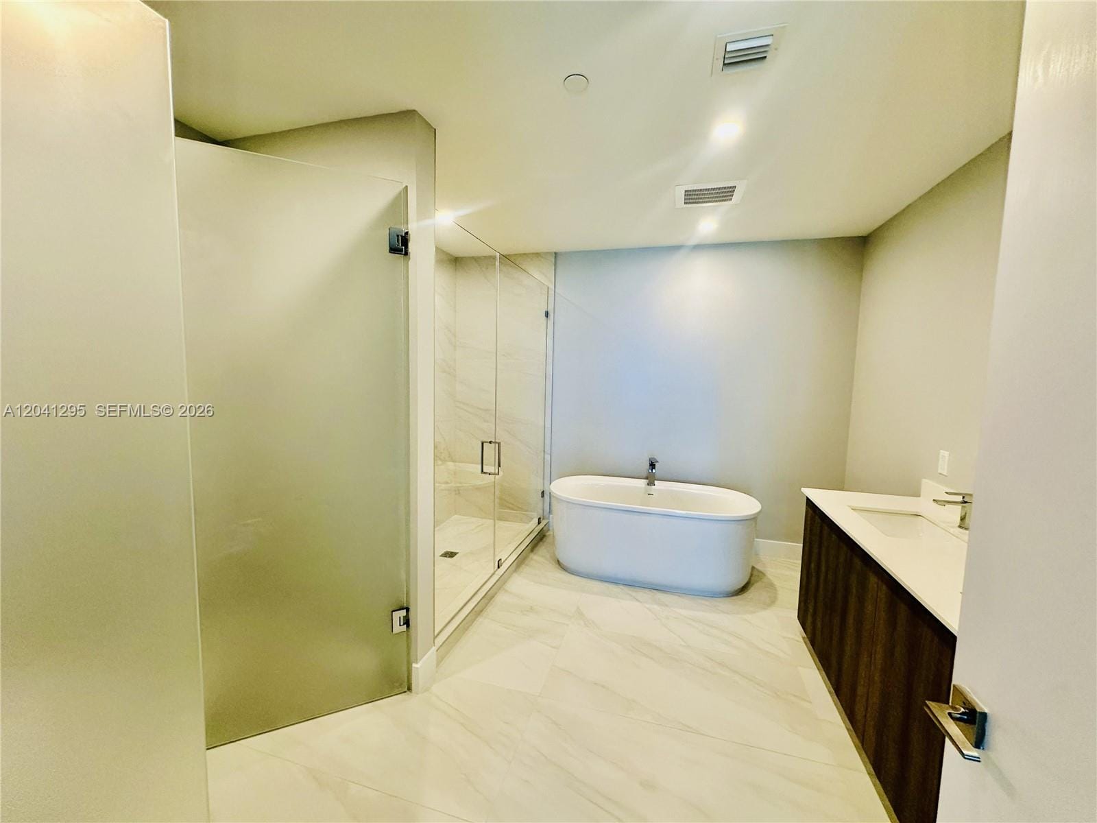 17550 Collins Avenue 803, Sunny Isles Beach, FL 33160 photo 17