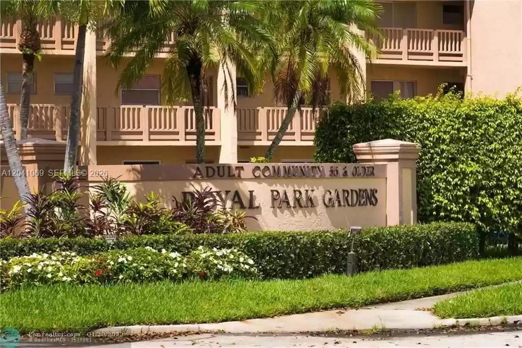 6870 Royal Palm Boulevard 111M, Margate, FL 33063, Margate