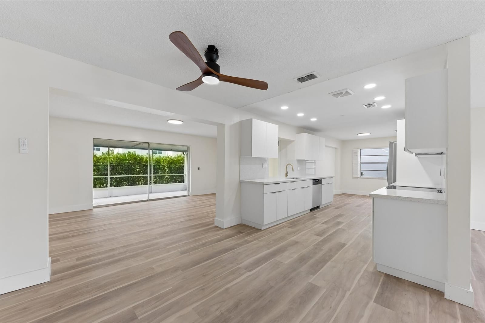 7198 E Pine Forest Cir Circle E — photo 9