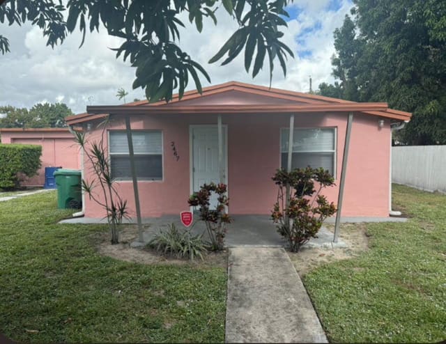 2467 NW 90th Street, Miami, FL 33147