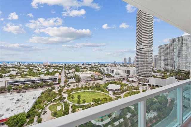 650 W Ave 1908 1908, Miami Beach, FL 33139