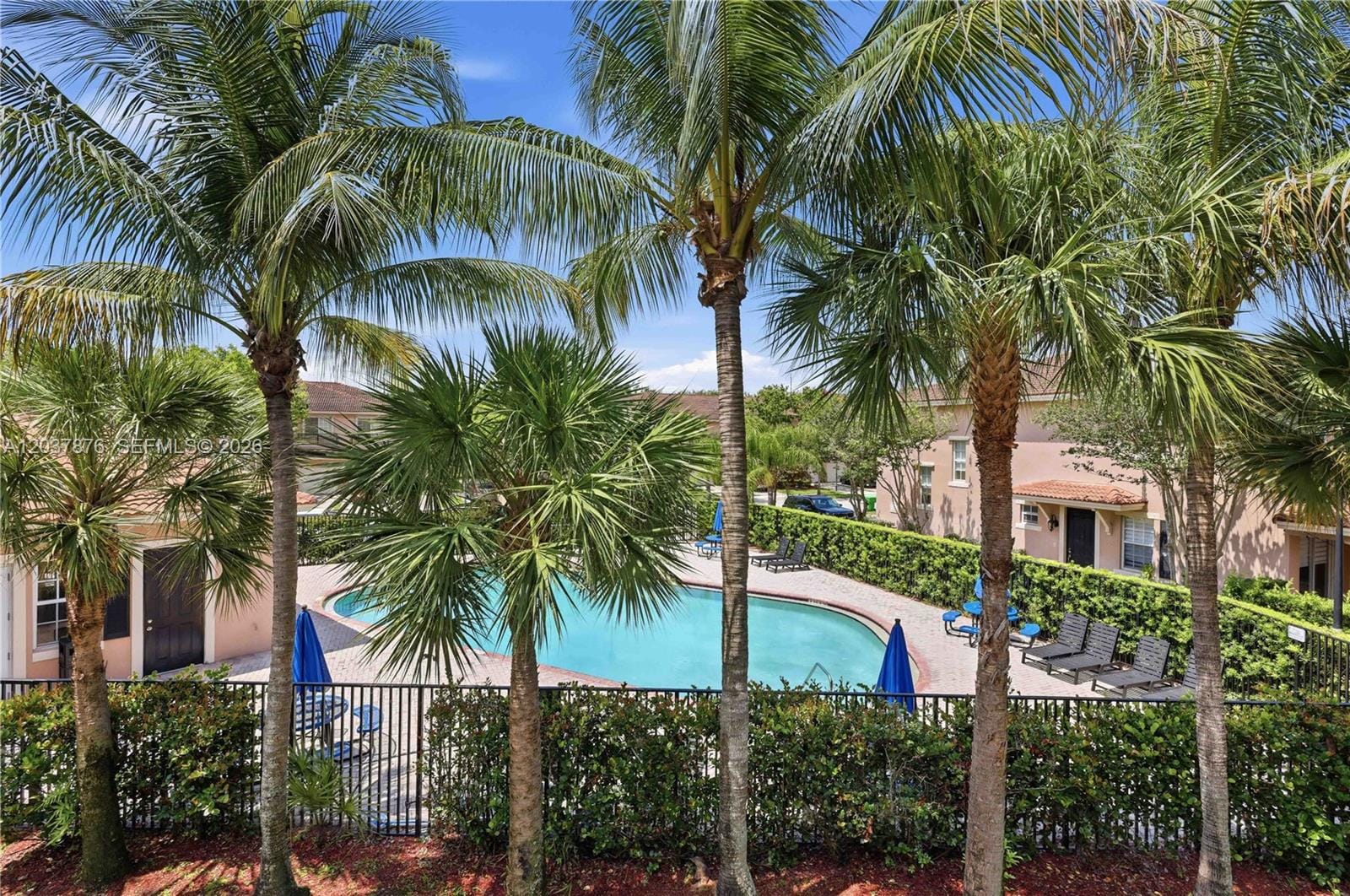 277 Las Brisas Circle, Sunrise, FL 33326 photo 16